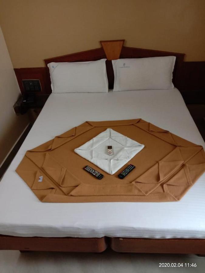Central Residency Hotel Chennai Exterior photo